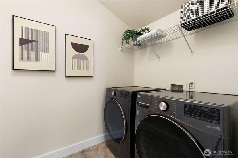Property photo for 4306 Winslow Place N #B, Seattle photo 23