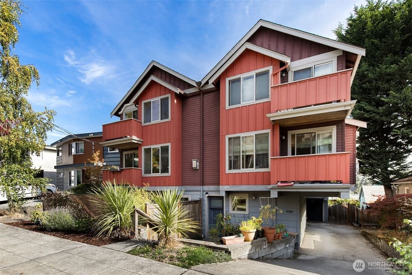 Property photo for 4306 Winslow Place N #B, Seattle