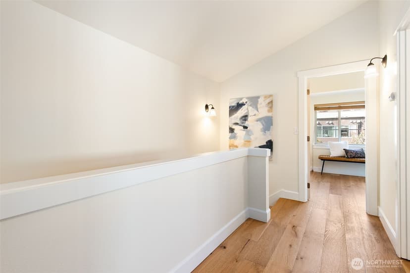 Property photo for 4306 Winslow Place N #B, Seattle photo 20