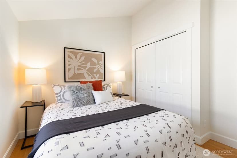 Property photo for 4306 Winslow Place N #B, Seattle photo 22