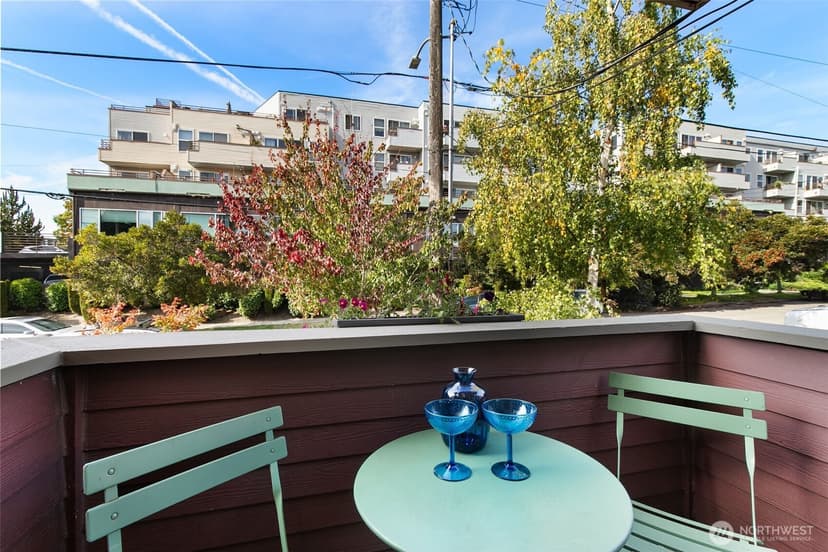 Property photo for 4306 Winslow Place N #B, Seattle photo 7