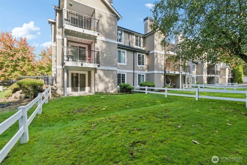 Property photo for 10619 SE 261st Place #E106, Kent