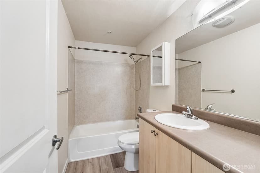Property photo for 10619 SE 261st Place #E106, Kent photo 19