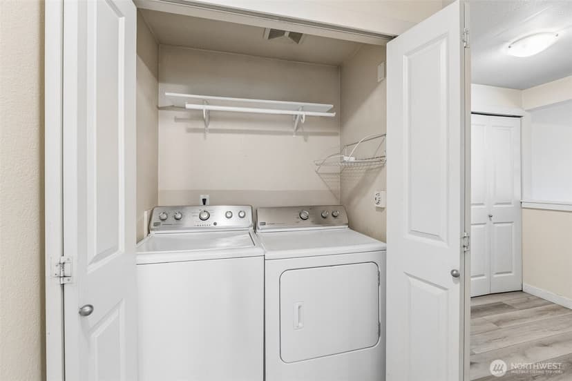 Property photo for 10619 SE 261st Place #E106, Kent photo 23