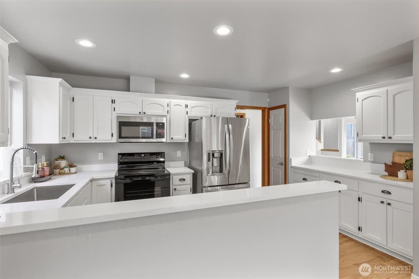 Property photo for 17556 Stanton Street, Monroe photo 14