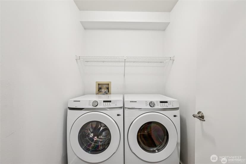 Property photo for 1425 Dexter Avenue N #611, Seattle photo 23