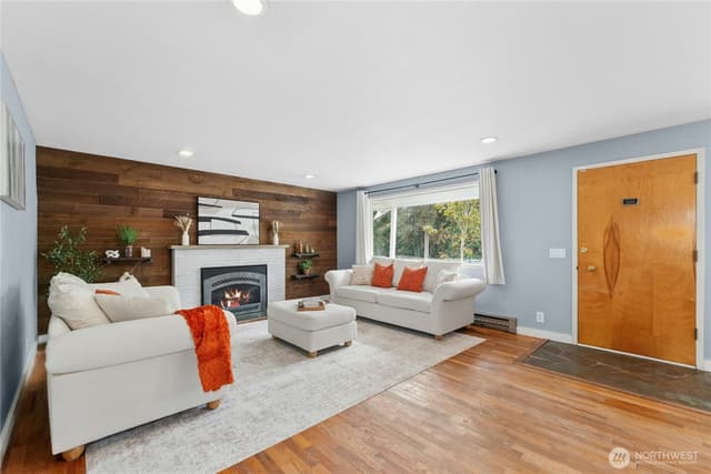Property photo for 10418 Park Avenue S, Tacoma photo 3