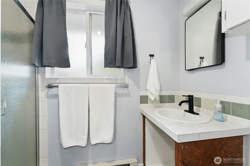 Property photo for 10418 Park Avenue S, Tacoma photo 18
