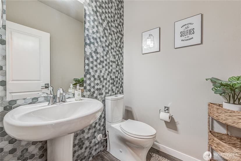 Property photo for 16021 Manor Way #E4, Lynnwood photo 7