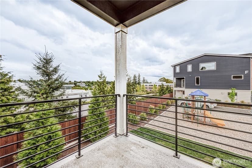 Property photo for 16021 Manor Way #E4, Lynnwood photo 9