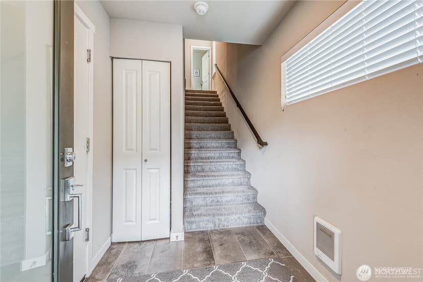Property photo for 16021 Manor Way #E4, Lynnwood photo 5