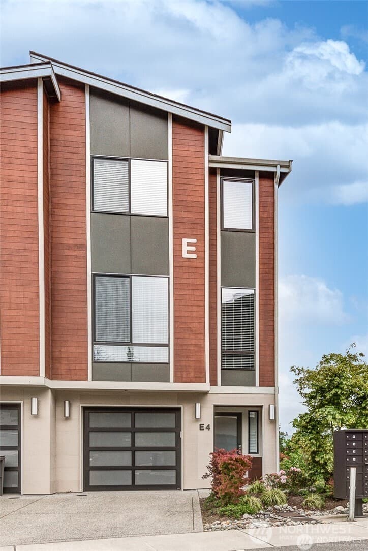Property photo for 16021 Manor Way #E4, Lynnwood