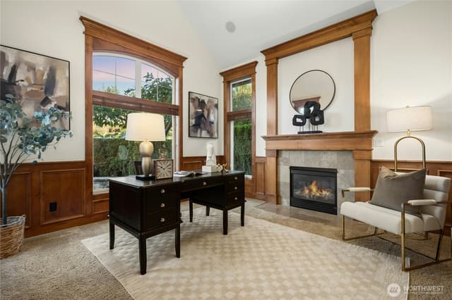 Property photo for 1685 30th Avenue NE, Issaquah photo 4