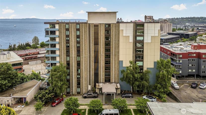 Property photo for 521 5th Avenue W #306, Seattle photo 19