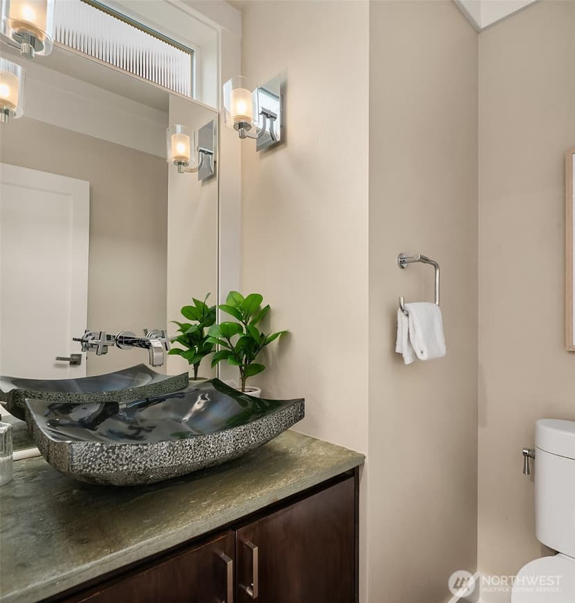 Property photo for 5770 Ashworth Avenue N, Seattle photo 20