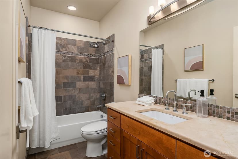 Property photo for 5770 Ashworth Avenue N, Seattle photo 38