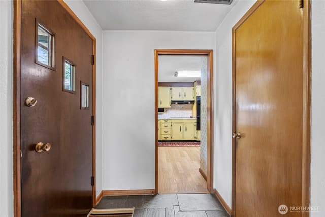 Property photo for 1430 25th Street SE, Auburn photo 3