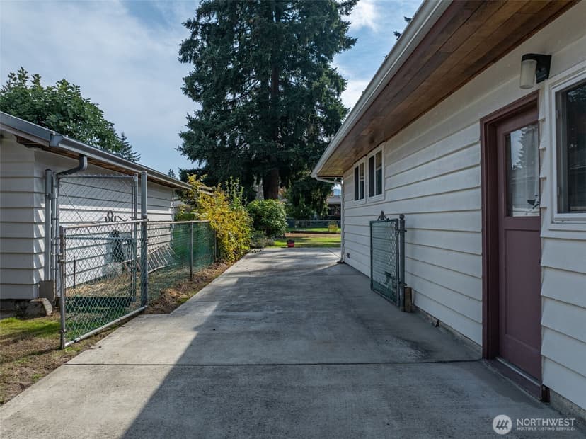 Property photo for 1430 25th Street SE, Auburn photo 28