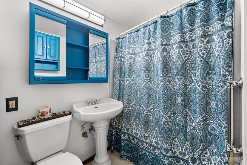 Property photo for 504 Prospect Avenue N, Kent photo 20