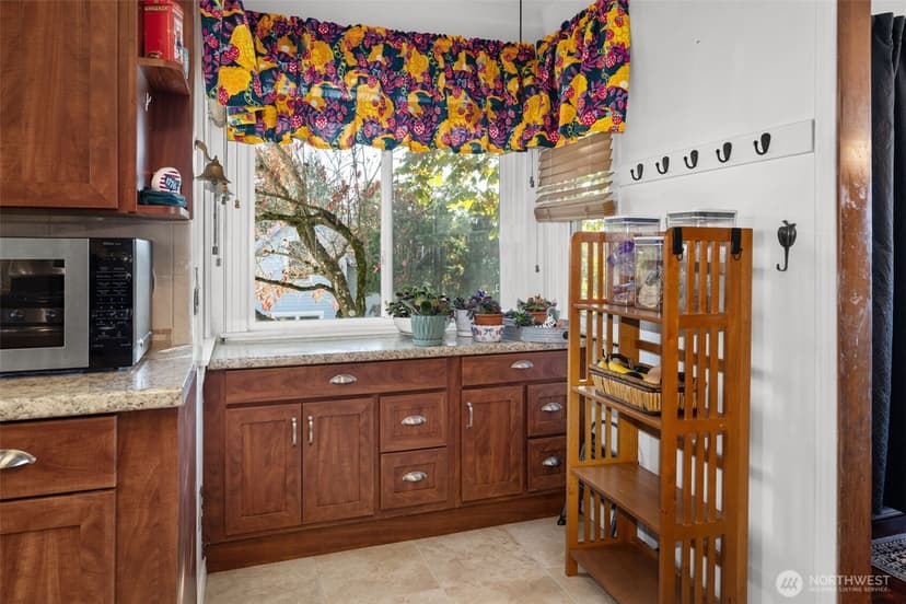 Property photo for 504 Prospect Avenue N, Kent photo 11