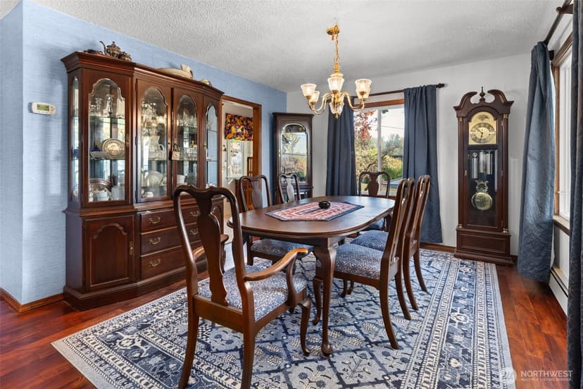 Property photo for 504 Prospect Avenue N, Kent photo 10
