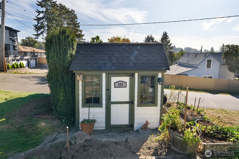 Property photo for 504 Prospect Avenue N, Kent photo 3