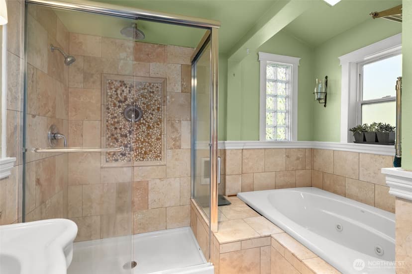 Property photo for 504 Prospect Avenue N, Kent photo 25
