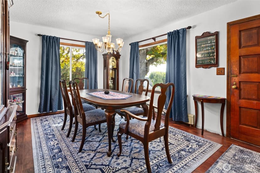 Property photo for 504 Prospect Avenue N, Kent photo 9