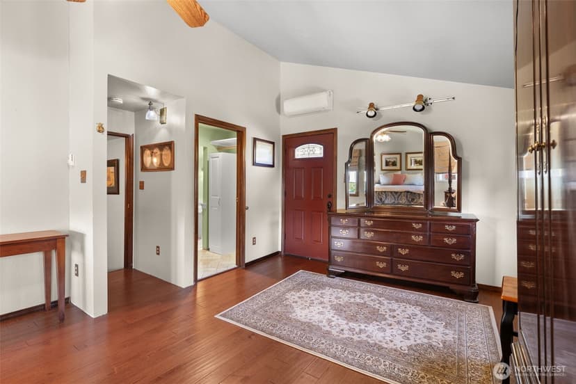 Property photo for 504 Prospect Avenue N, Kent photo 23