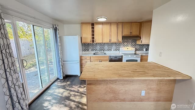 Property photo for 3824 E G Street, Tacoma photo 5