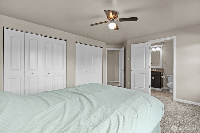 Property photo for 9815 Holly Drive #A208, Everett photo 14
