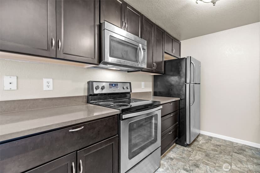 Property photo for 9815 Holly Drive #A208, Everett photo 7