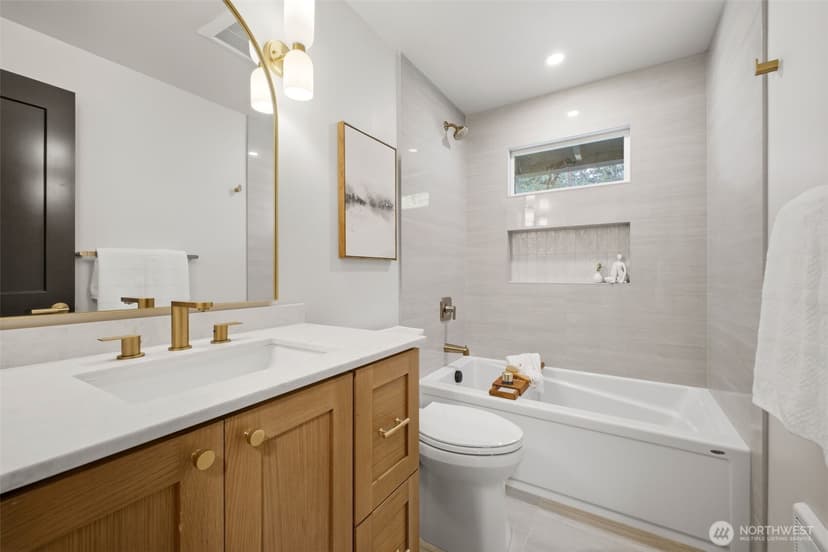 Property photo for 30032 5th Avenue SW, Federal Way photo 15