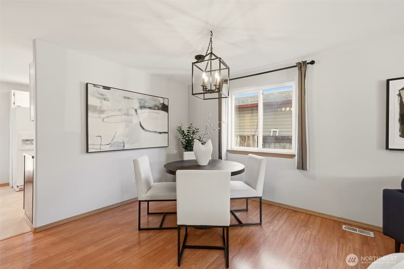 Property photo for 19230 Crown Ridge Boulevard, Arlington photo 10