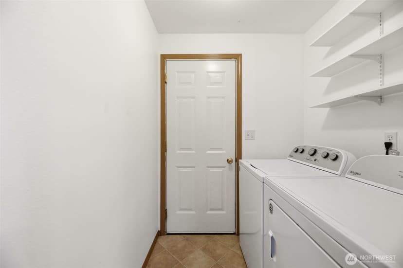 Property photo for 19230 Crown Ridge Boulevard, Arlington photo 18