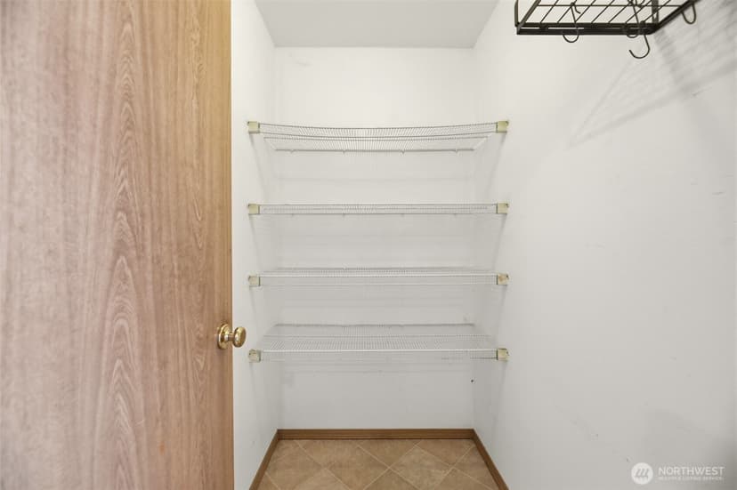 Property photo for 19230 Crown Ridge Boulevard, Arlington photo 17