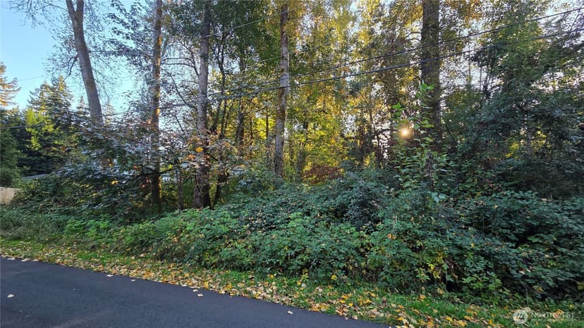 Property photo for 15323 207th Place SE, Renton photo 2