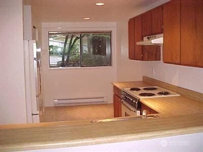 Property photo for 12707 NE 116th Street #A-101, Kirkland photo 4