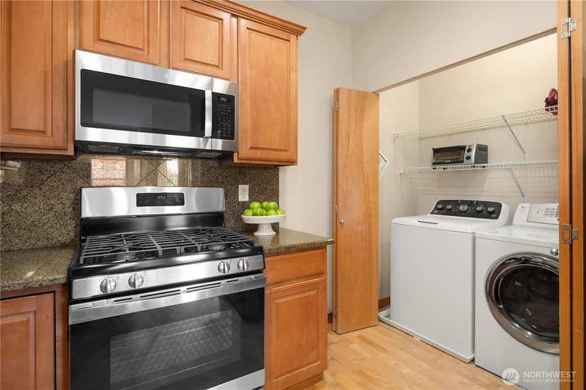 Property photo for 1855 Trossachs Boulevard SE #2803, Sammamish photo 16
