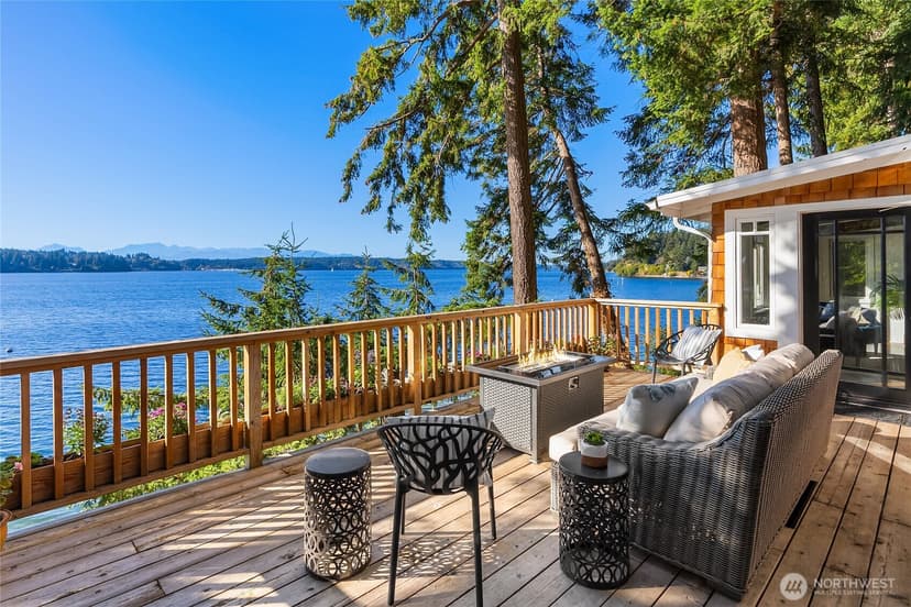 Property photo for 8405 Hansen Road NE, Bainbridge Island photo 18