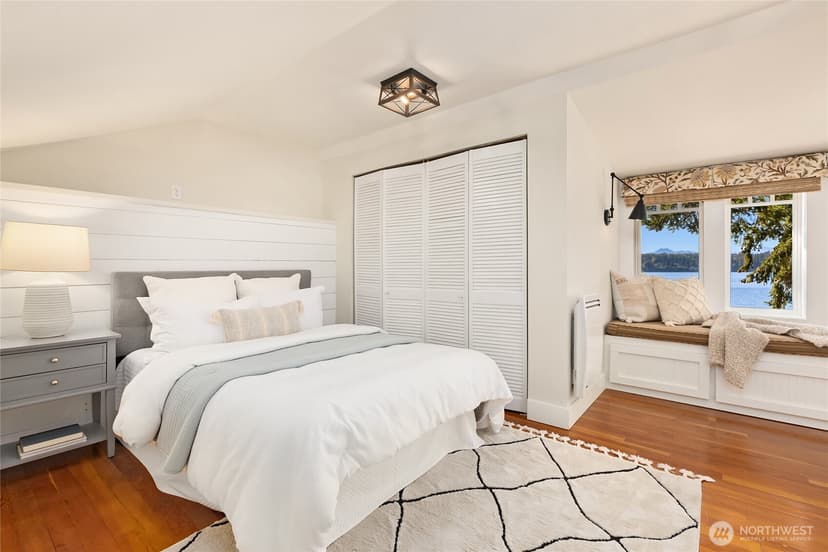 Property photo for 8405 Hansen Road NE, Bainbridge Island photo 28