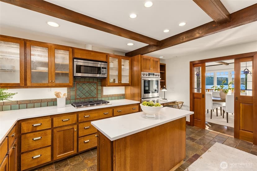 Property photo for 8405 Hansen Road NE, Bainbridge Island photo 13