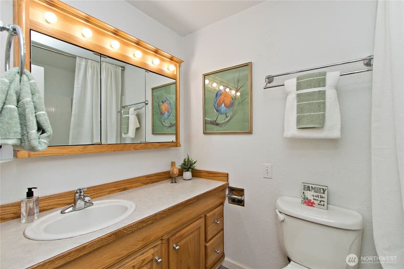 Property photo for 15605 NE 1st Street, Bellevue photo 17