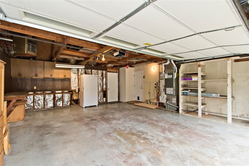 Property photo for 15605 NE 1st Street, Bellevue photo 29