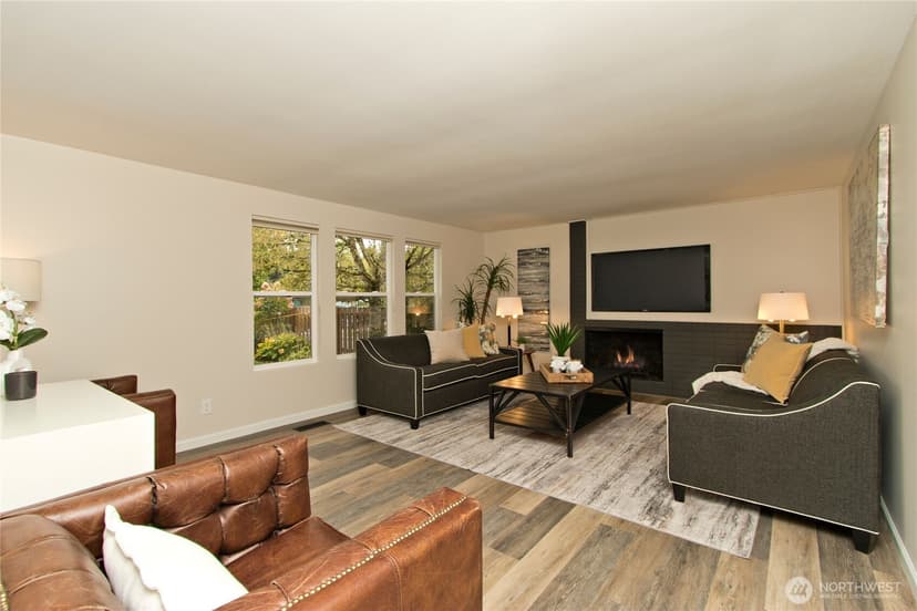 Property photo for 15605 NE 1st Street, Bellevue photo 14