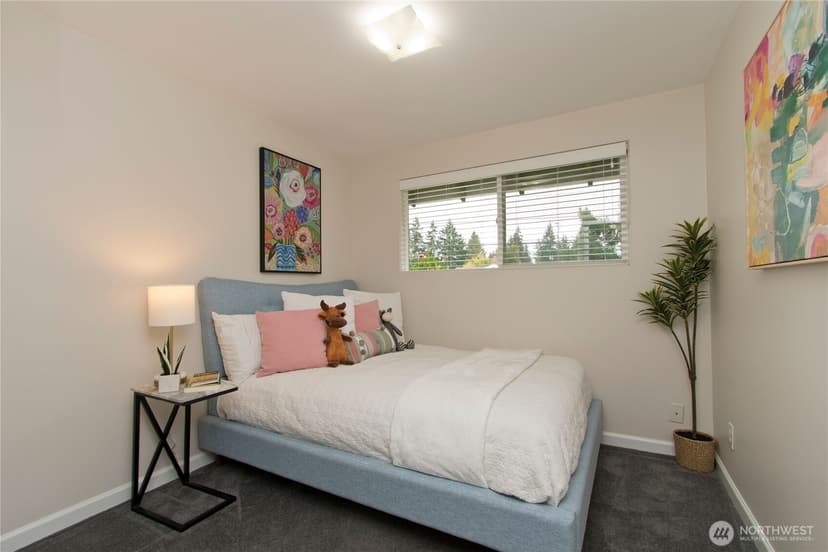 Property photo for 15605 NE 1st Street, Bellevue photo 18