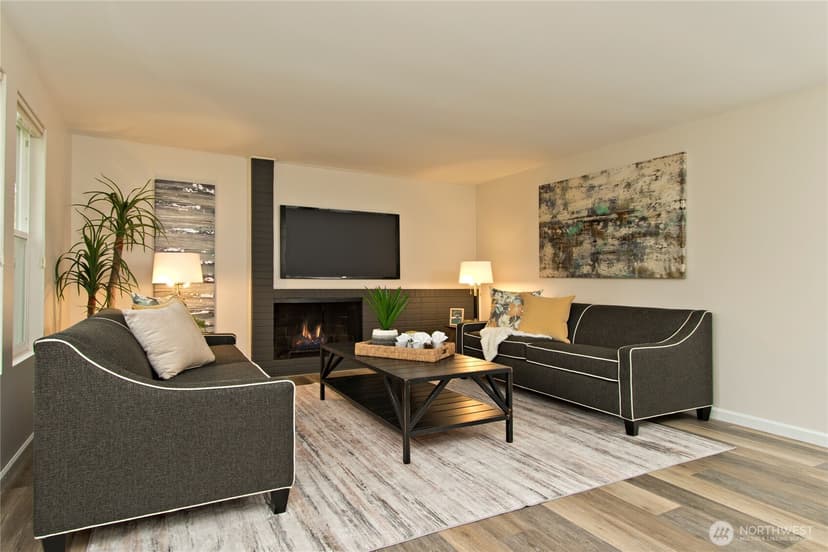 Property photo for 15605 NE 1st Street, Bellevue photo 12