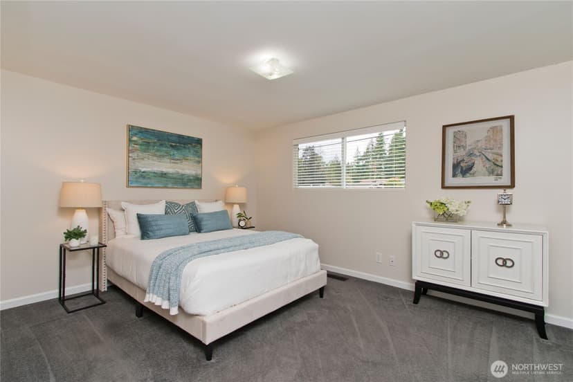 Property photo for 15605 NE 1st Street, Bellevue photo 15