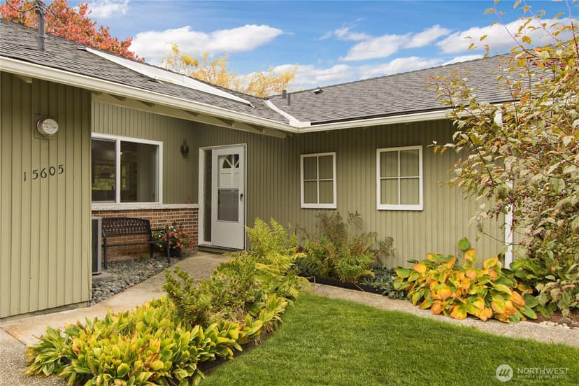 Property photo for 15605 NE 1st Street, Bellevue photo 2