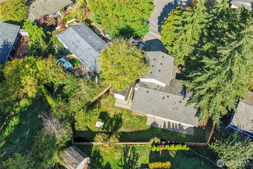 Property photo for 15723 NE 109th Street, Redmond photo 40